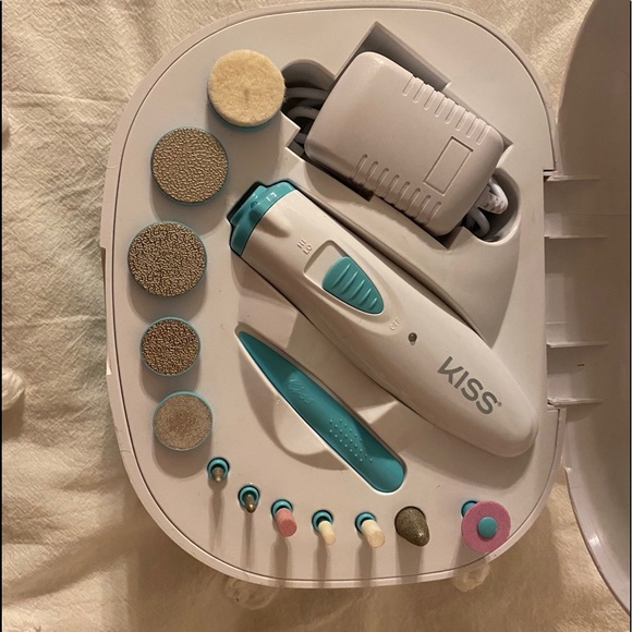 Nail dryer and nail file set! - Picture 2 of 8